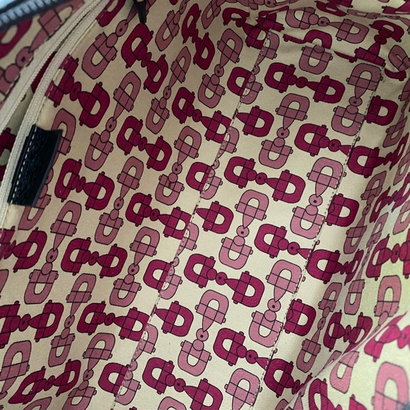 SOLD Gucci - Tote/Shoulder Bag/FINAL PRICE REDUCTION - Picture 9 of 17